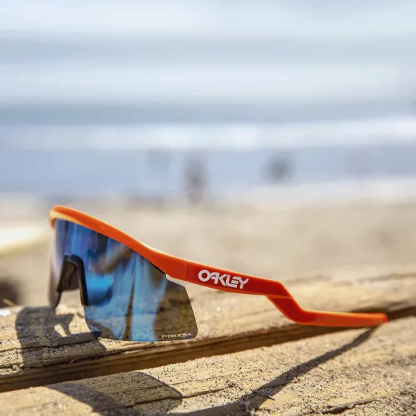 Oakley_Hydra_sport_Sunglasses_(orange_&_blue)_🕶️