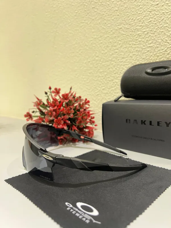 OAKLEY_Encoder_Sports_Sunglasses_(BLACK_BLACK)
