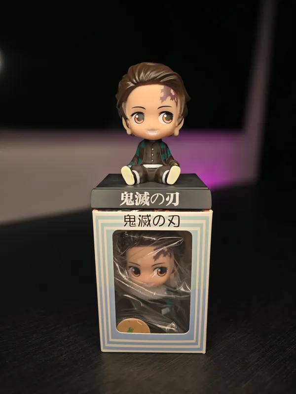 Demon_Slayer_Tanjiro_Bobblehead_(with_box)