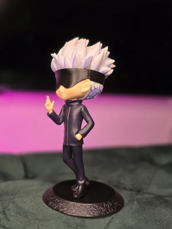 Jujutsu_Kaisen_-_Satoru_Gojo_Standing_Action_Figure_(15_cm)