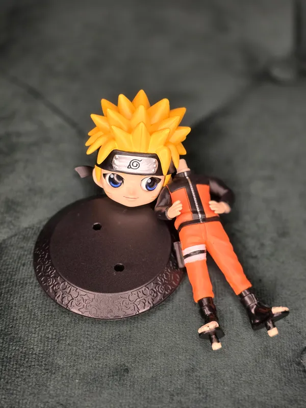 Naruto_Standing_Action_Figure_(15_cm)