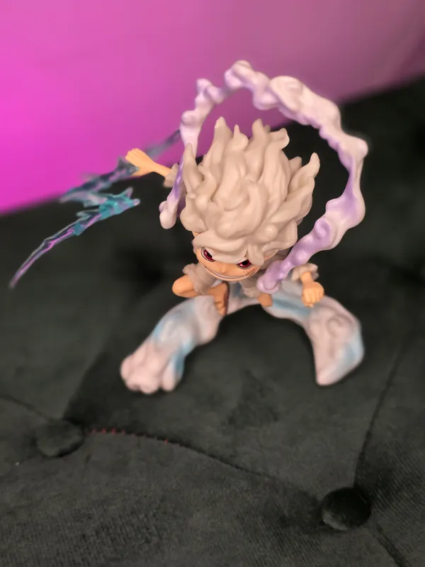 Onepiece_-_Luffy_Gear_5_Lightning_Action_Figure_17_cm_(with_box)