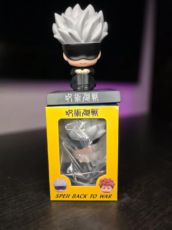 Satoru_Gojo_Bobblehead_(with_box)