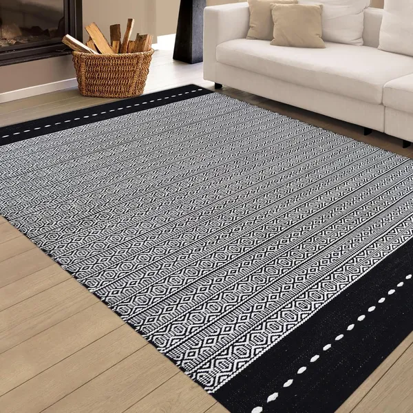 Black_&_White_Handmade_Knitted_Premium_Cotton_Thick_And_Tightly_Woven_Rug_Carpet_For_Bedroom,_Living_Room,_Kids_Room_(140_X_200_Cm)
