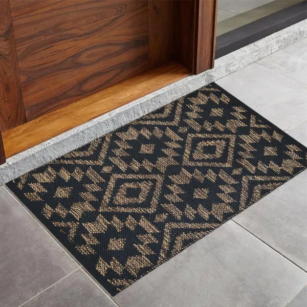 Black_Handmade_Knitted_Anti_Slip_Cotton_Floor_Mats_For_Home_(50_X_80_Cm)_(Pack_Of_2_Pcs)