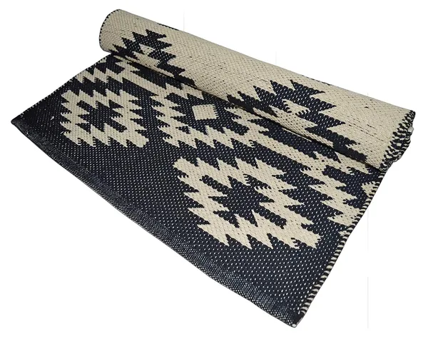 Ivory_Black_Handmade_Knitted_Cotton_Kilim_Rug_For_Bedroom,_Livingroom,_Hall,_Kids_Room_(70_X_130_Cm_|__8_Mm_Thick)