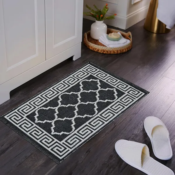 Black_Handmade_Knitted_Premium_Pure_Cotton_Anti_Slip_Runner_For_Bedroom,_Living_Room,_Kitchen_(2_X_3_Feet_|_8_Mm)