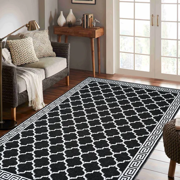 Premium_HandWoven_Rug_For_Livingroom,_Bedroom,_Kids_Room,_etc._Size-_5X8_Feet_Black-White