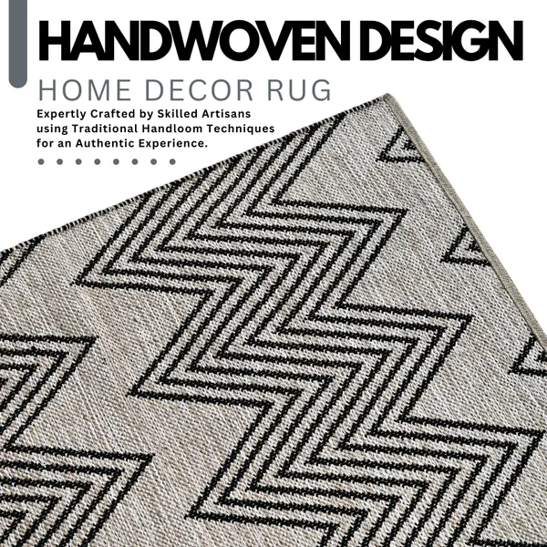 Premium_Handmade_Knitted_Rug_For_Livingroom,_Bedroom,_Kids_Room._Size-_5X8_Feet