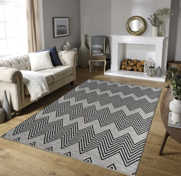 Premium_Handmade_Knitted_Rug_For_Livingroom,_Bedroom,_Kids_Room._Size-_5X8_Feet