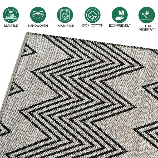 Premium_Handmade_Knitted_Rug_For_Livingroom,_Bedroom,_Kids_Room._Size-_5X8_Feet