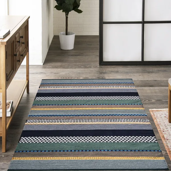 Premium_Handwoven_Rug_For_Living_Room,_Bedroom,_etc._4X6_Feet,_Green