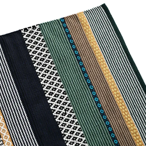 Premium_Handwoven_Rug_For_Living_Room,_Bedroom,_etc._4X6_Feet,_Green