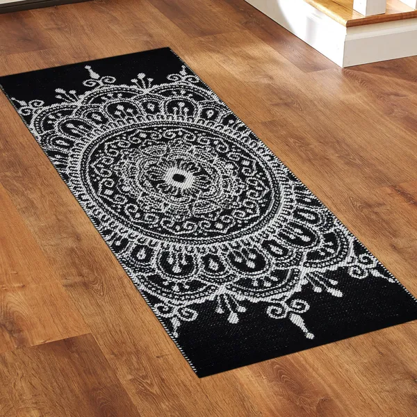 Premium_Handwoven_Runner_Rug_for_Living_Room,_Bedroom,_Kitchen,_etc._2.4X5_Feet._7_mm_Thickness,_Black-White