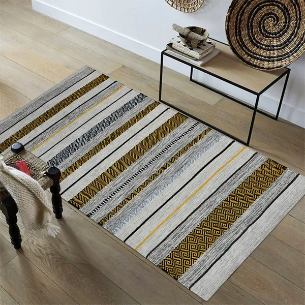 Premuim_Handwoven_Rug_for_Living_Room,_Bedroom,_etc._3X6_Feet