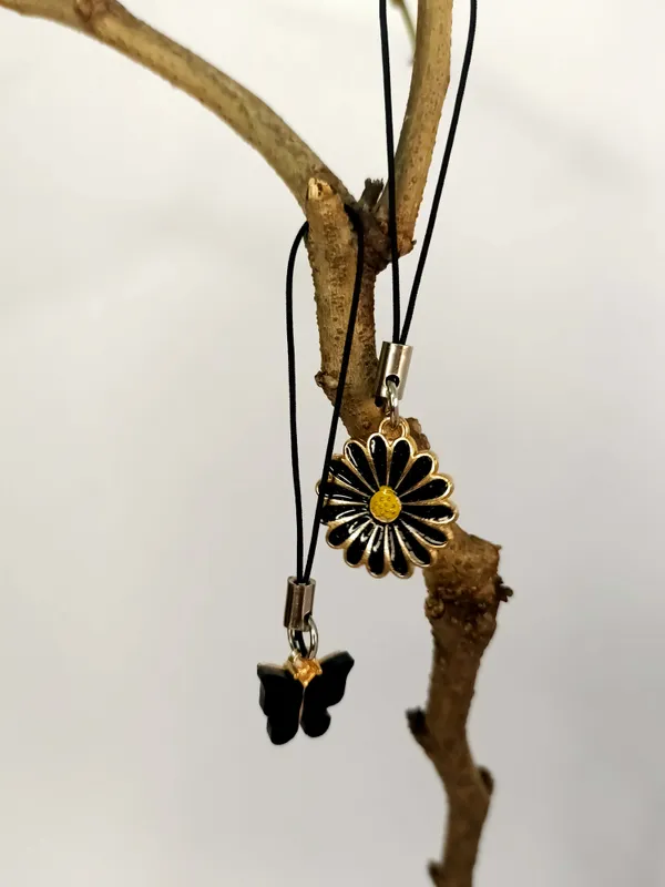 Flower_and_butteryfly_Charms