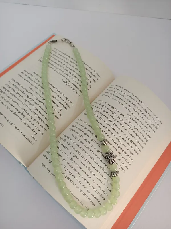 Green_lime_lust_bead_necklace