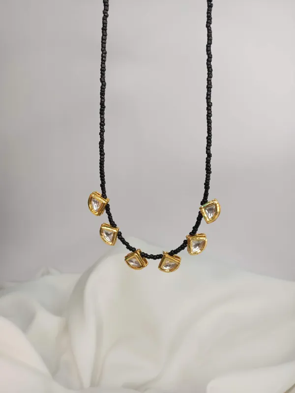 Black_Premium_Kundan_Single_Line_Mangal_Sutra_For_Women