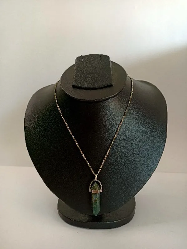 Nature_Green_Unisex_Bullet_Pendant