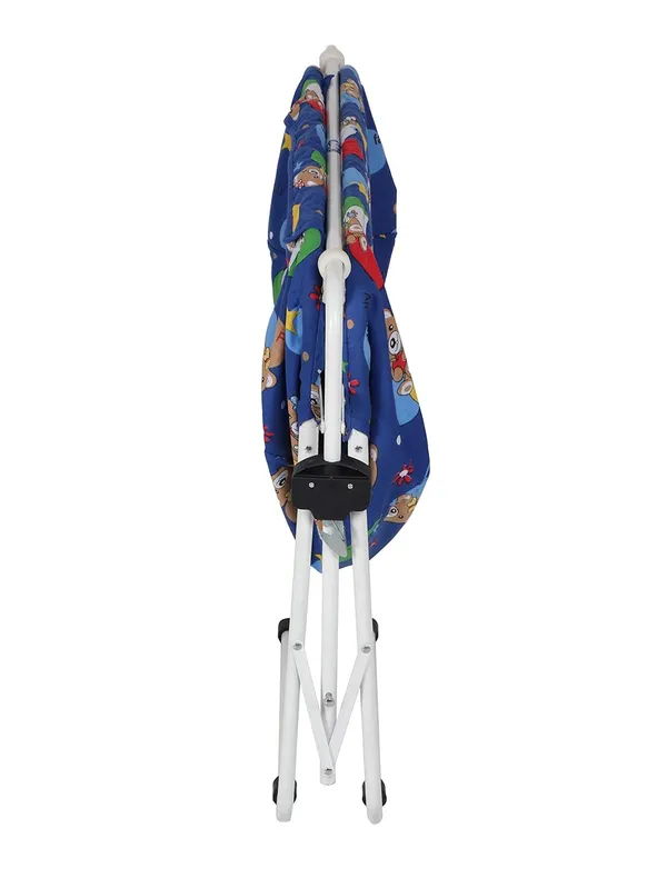 Blue_Plastic_Cradle_For_Kids