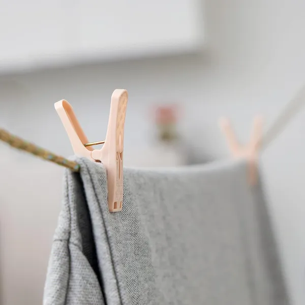 24_Pcs_Plastic_Clip_with_Rope_|_4_Colors_Clothes_Drying_Line_Pegs_for_Kitchen_Outdoor_Trip,_Air-Drying_Clothing_Pin_Set