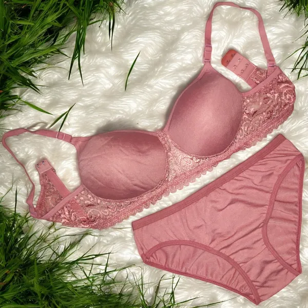 Brand_Padded_Lace_Flower_Print_Lingerie_Set_(Pack_of_3)_-