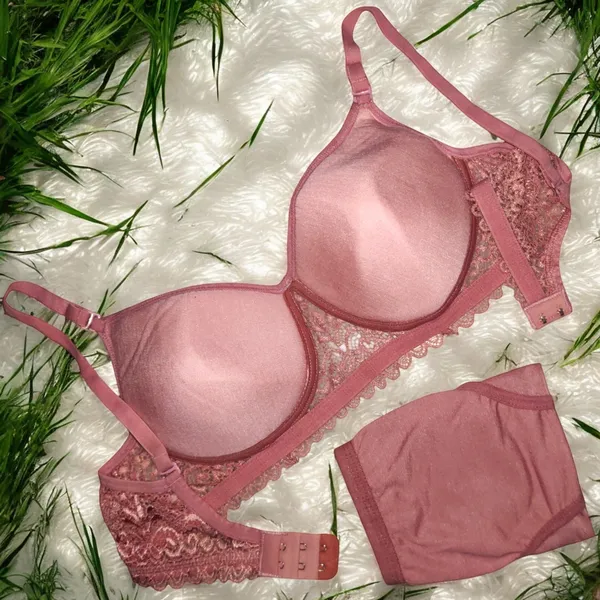 Brand_Padded_Lace_Flower_Print_Lingerie_Set_(Pack_of_3)_-