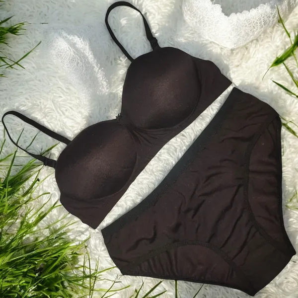 Brand_Padded_Lace_Lingerie_Set_(Pack_of_3)