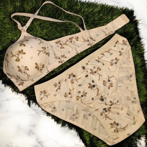 Padded_Flower_Print_Lingerie_Set_(Pack_of_3)