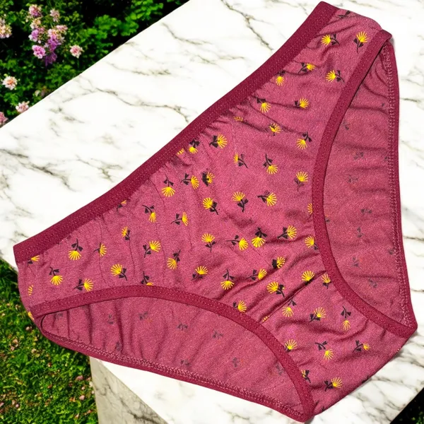 Women's_Cotton_Blend_Panty_–_Pack_of_6_(Leaf_&_Polka_Dot_Print)_|_Soft,_Stylish_&_Comfortable_Daily_Wear