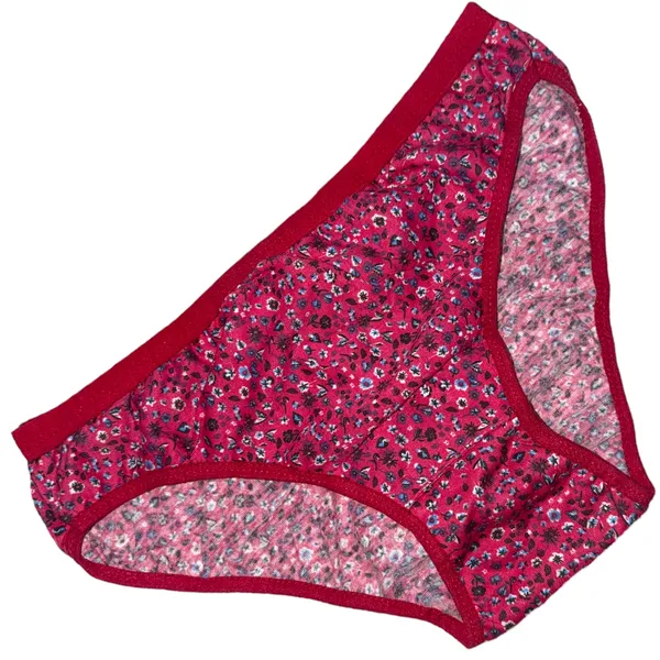 Women's_Cotton_Star_Print_Panty_–_Pack_of_6_|_Soft,_Comfortable,_Stylish_Daily_Wear
