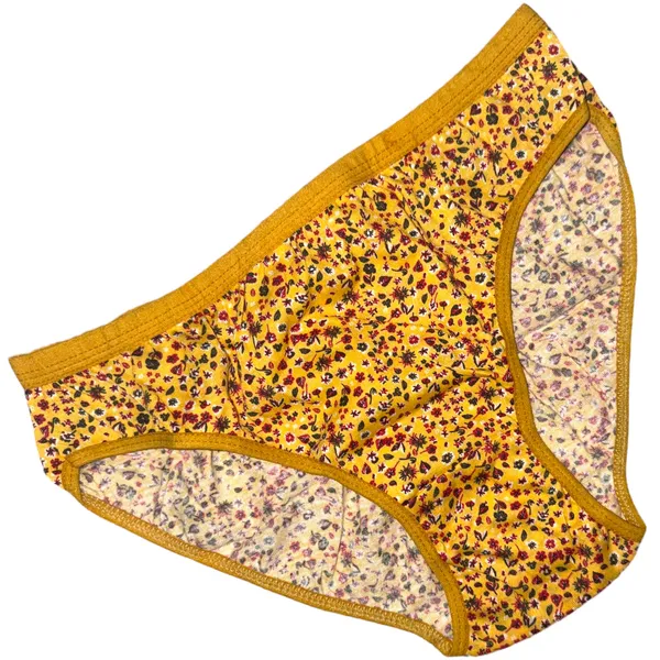 Women's_Cotton_Star_Print_Panty_–_Pack_of_6_|_Soft,_Comfortable,_Stylish_Daily_Wear