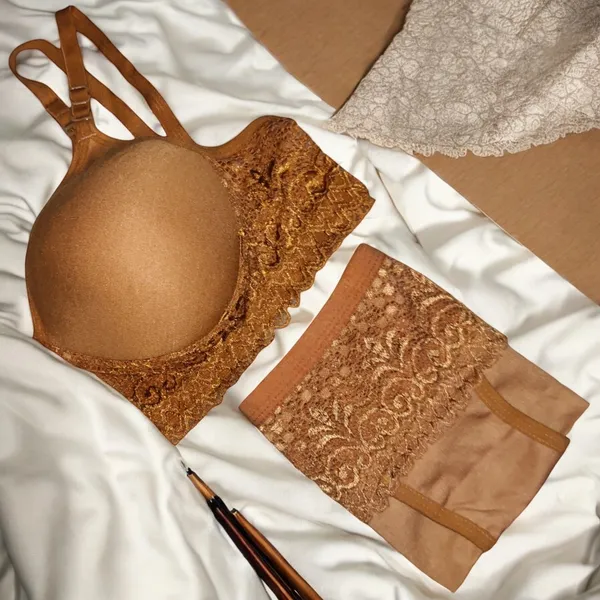 Start_Your_Day_in_Comfort:_Padded_Lace_Bra_Set_Pack_of_3_|_Grey,_Beige_&_Carrot