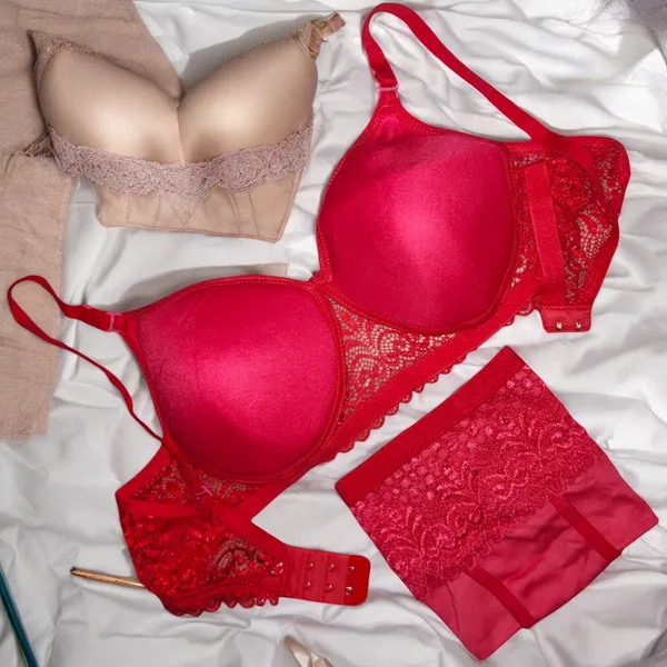 Start_Your_Day_in_Comfort:_Padded_Lace_Bra_Set_Pack_of_3_|_Grey,_Beige_&_Carrot