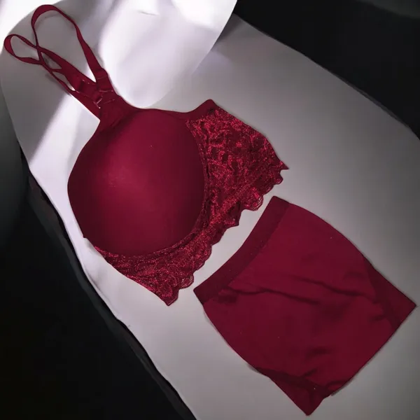 Start_in_Style:_Padded_Lace_Bra_Set_Pack_of_3_|_Pink,_Golden_&_Maroon