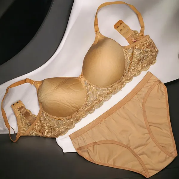 Start_in_Style:_Padded_Lace_Bra_Set_Pack_of_3_|_Pink,_Golden_&_Maroon