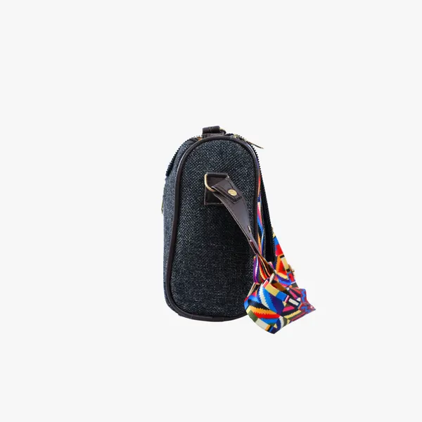 Black_Casual_Sling_Bag_For_Women