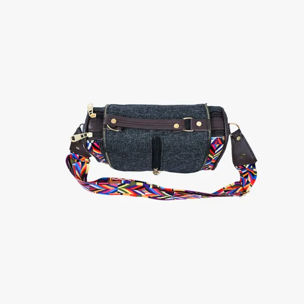 Black_Casual_Sling_Bag_For_Women