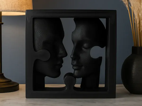 Eternal_Bond_–_Abstract_Puzzle_Face_Sculpture