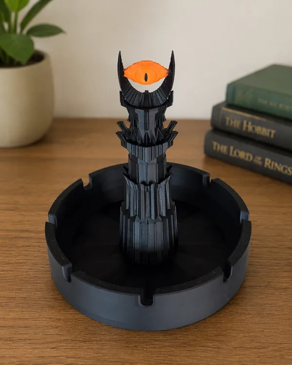 Lord_of_the_Rings_Collectible_Ashtray