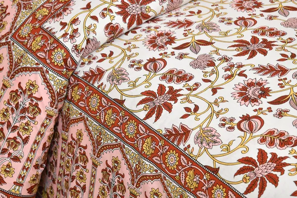 Rajasthani_Jaipuri_Traditional_Cotton_King_Size_Bedsheet_with_2_Pillow_Cover_(Red)