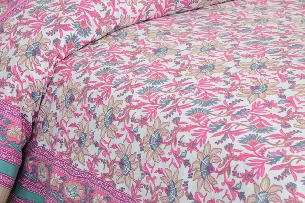 Rajasthani_Jaipuri_Traditional_Cotton_King_Size_Bedsheet_with_2_Pillow_Cover_(Pink,_Brown_&_Green)