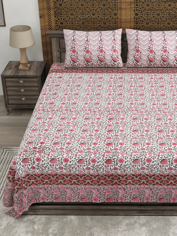 Rajasthani_Jaipuri_Traditional_Cotton_Super_King_Size_Bedsheet_with_2_Pillow_Cover_(Multicolor)