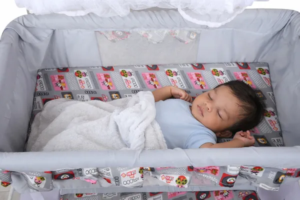 Premium_Baby_Cradles_New_Born_Baby_Sleep_Swing_Cradle/Jhula/Palna/Bed/Baby_Bedding_With_Mosquito_Protection_Net,_Mattress_And_Wheels_And_Cradle_For_0-13_Months_Baby_Boys_And_Girls