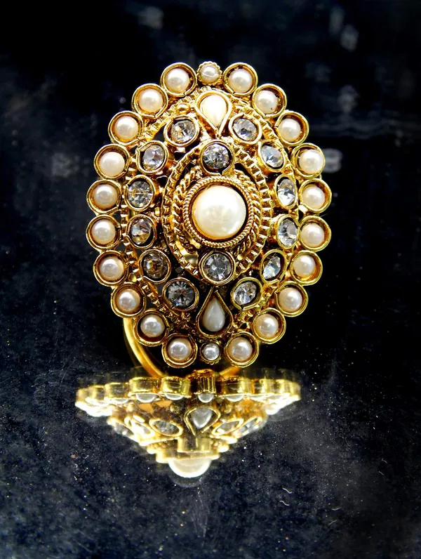 White_&_Gold_Rajwadi_Gold_Plated_Antique_Pearl_Ad_Finger_Ring_|_Gifting_For_Karwachauth