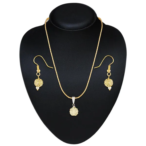 Gold_Light_Weight_Pearl_Pendant_For_Women
