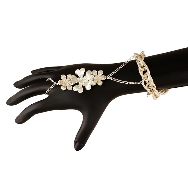 Gold_Party_Style_Silver_Pleated_Golden_Flowers_With_Ring_Hand_Chain_For_Women