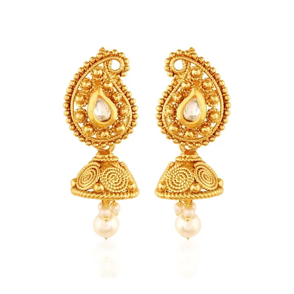 Gold_Two_Layered_Paisley_Design_Rajwadi_Pendant_Set