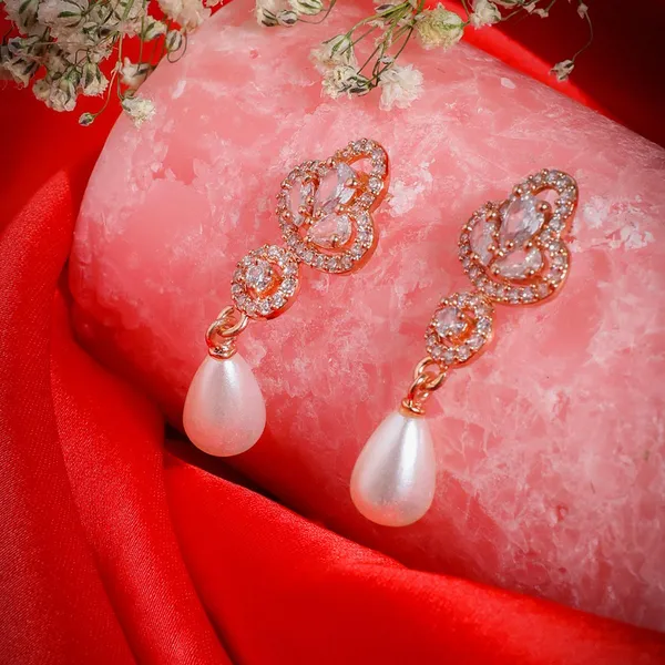 Rosegold_Plated_Delicate_American_Diamonds_Embedded_Minimal_Design_Stud_Earrings_With_Pearl_Drop_And_Pushback_Closure_For_Womern_And_Girls