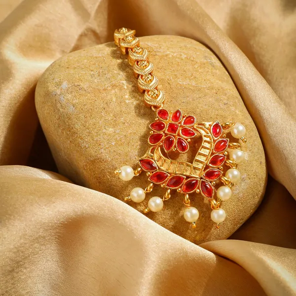 Gold_&_Red_Stunning_Matte_Gold_Plated_Traditional_And_Ethnic_Semi_Precious_Stones_Studded_Antique_Design_Inspired_Maang_Tikka/Maang_Tika_For_Women_And_Girls